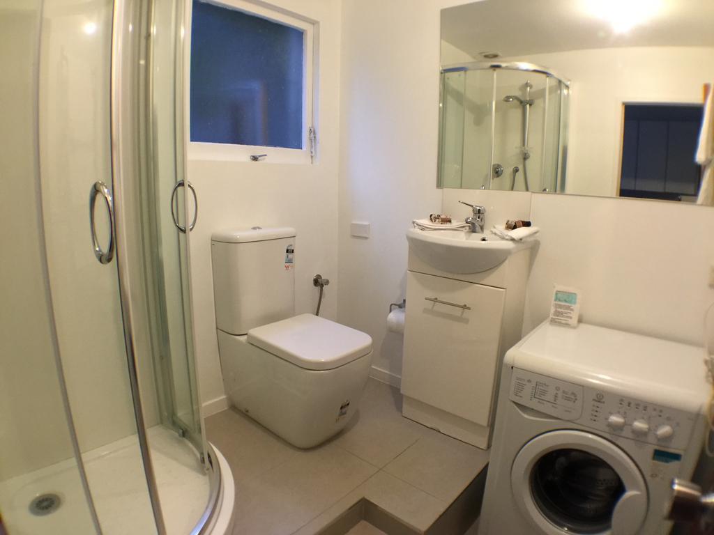 Sea Vista Apartments Okura Bush Εξωτερικό φωτογραφία