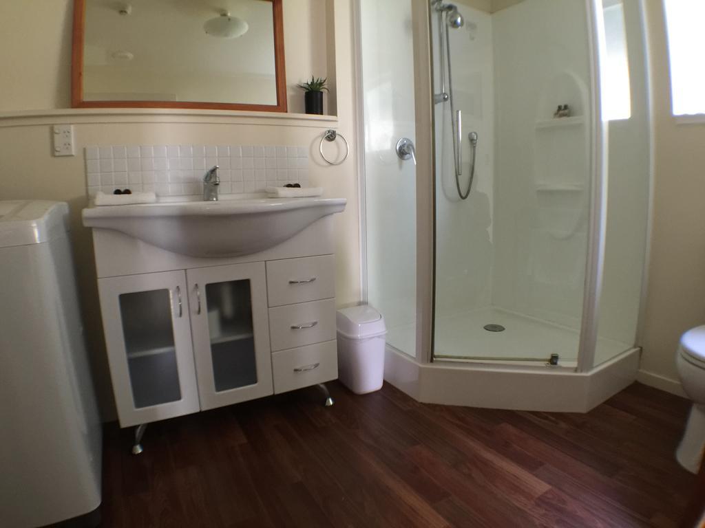 Sea Vista Apartments Okura Bush Εξωτερικό φωτογραφία